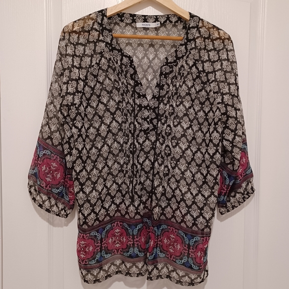 Ricki's Tops - ✨️ 5 for $15 - Ricki's Black and Pink Patterned Top